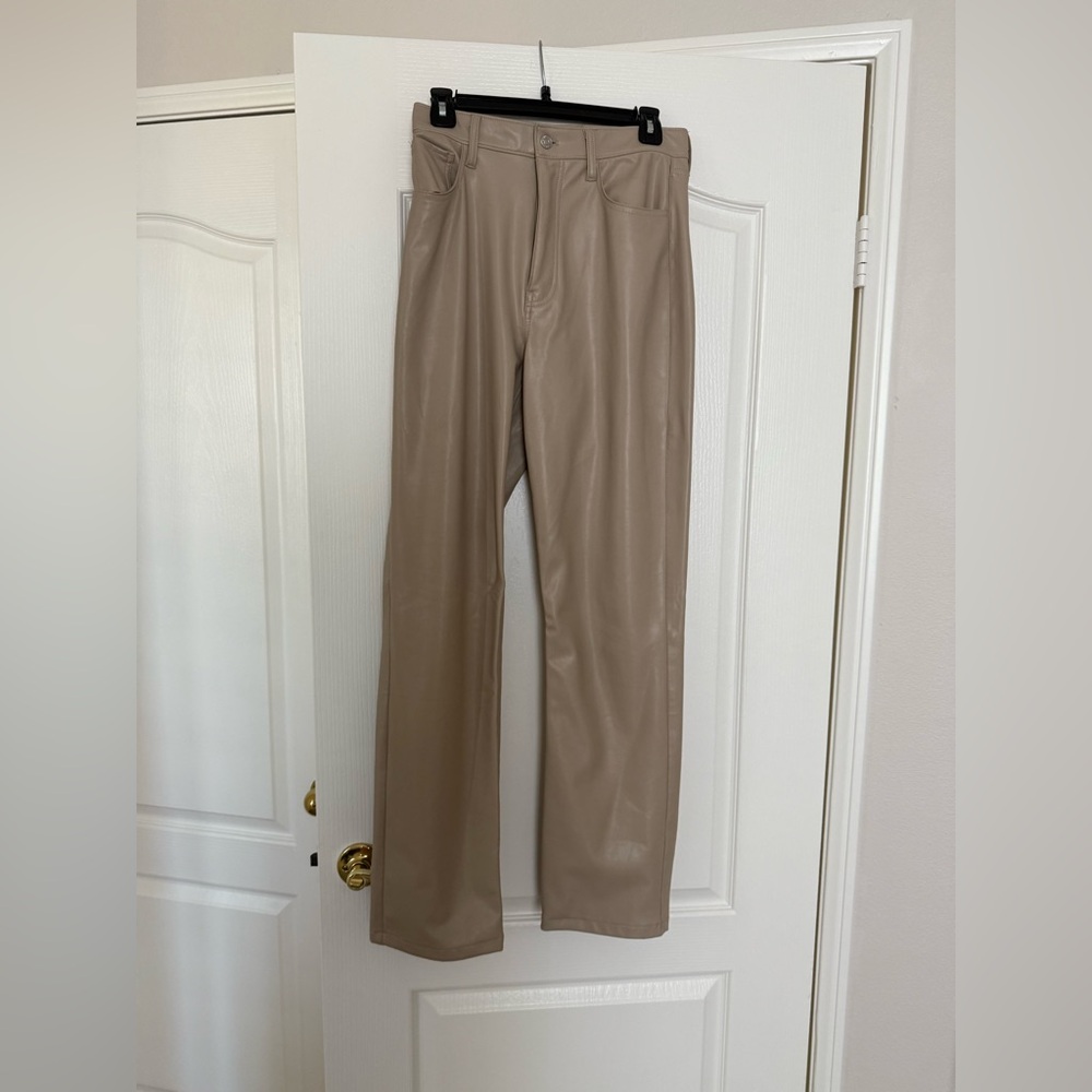 Abercrombie & Fitch Women’s Tan Pants